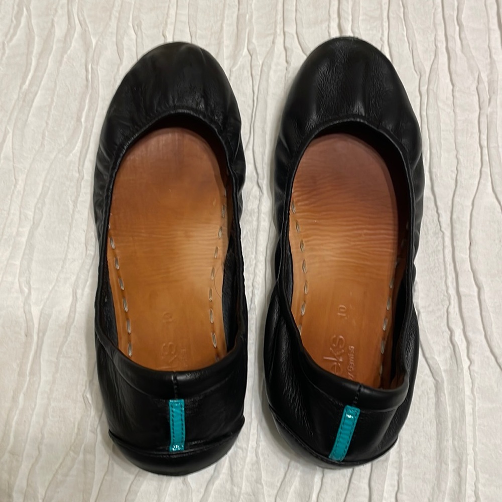 Used black Tieks Size 10